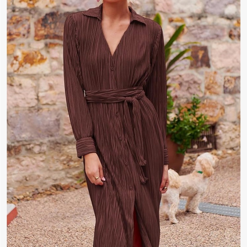Pleated Ribbed Midi Dress - Picture 6 of 7